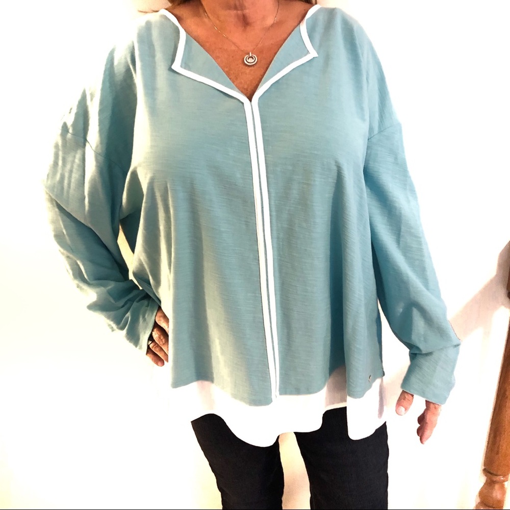 🆕 Tommy Hilfiger Aqua top